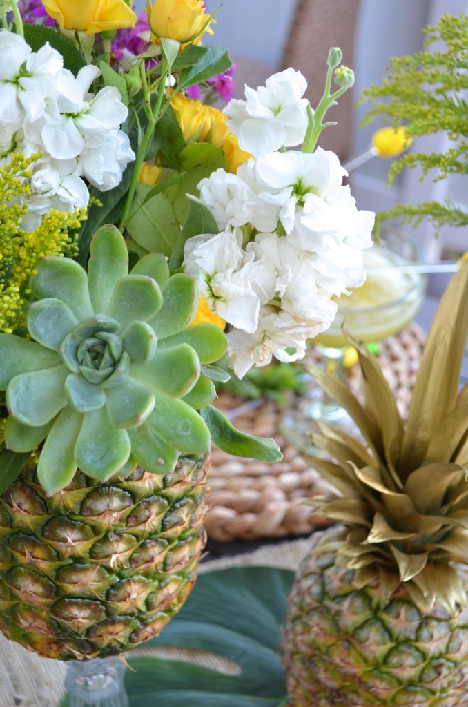 Colorful and Fresh Pineapple Tablescape DIY