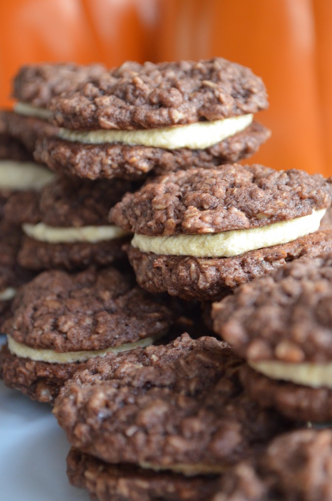 Chocolate Oatmeal Cream Pies With Pumpkin Spiced Frosting Click for Recipe