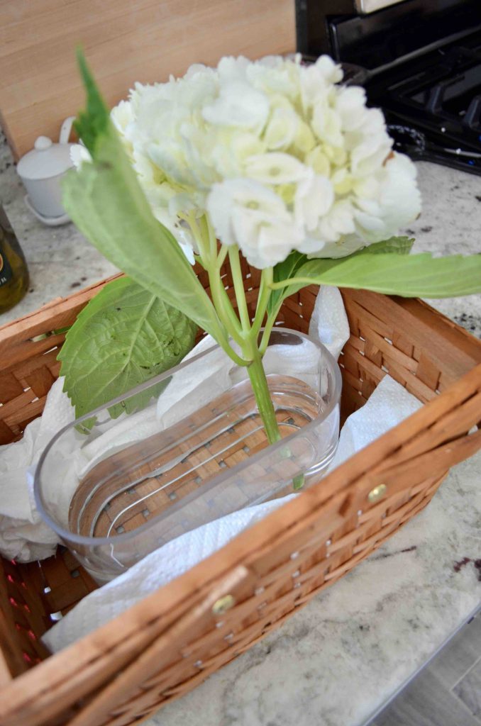DIY Floral Picnic Baskets